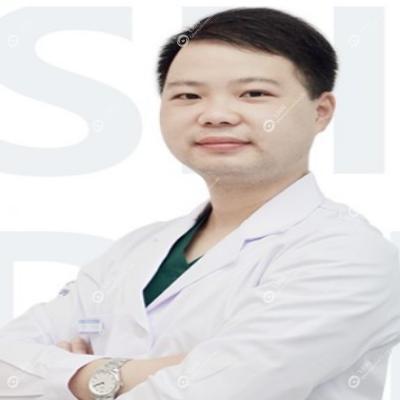 陆冠充