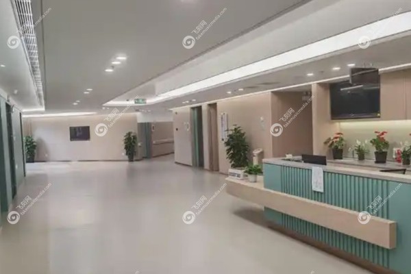 成都新视界眼科医院坐地铁几号线3.jpg