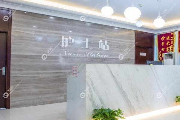 郑州贺洁医生做眼袋修复怎么样.jpg