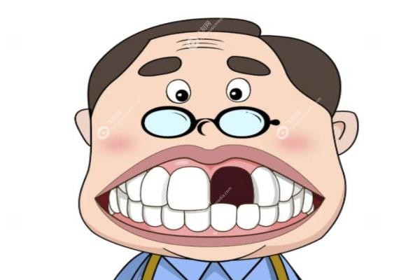老人种植牙价格表.jpg