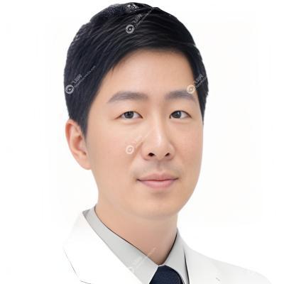 张亮