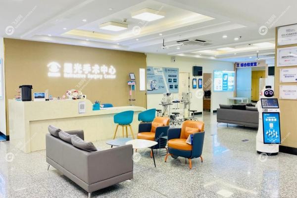 近视/白内障怎么选医生?南京东南眼科医院医生排名榜top10技术解析3