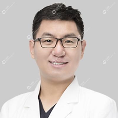 李勇