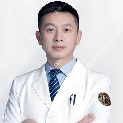 李明