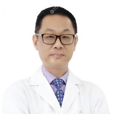章宏伟