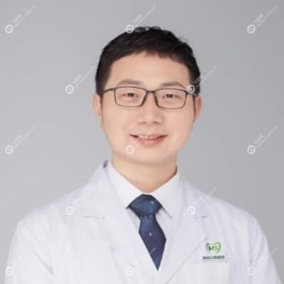 龚博林