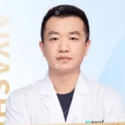 张伟擘
