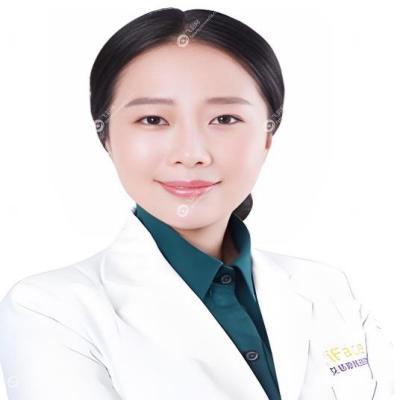 黄婵