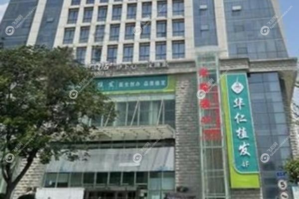郑州华仁植发医院刘裴华医生.jpg