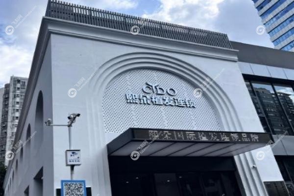 我的睫毛移植术亲身经历.jpg