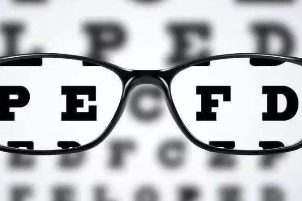 乌鲁木齐普瑞眼科医院高新院正规吗？正规！资质全专家多，口碑超棒，你还不放心？ 